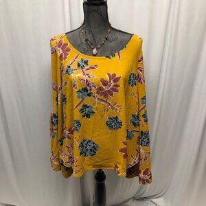 Shyanne Top Womens Size Large Mustard Yellow Floral Slit Bell Sleeve Western